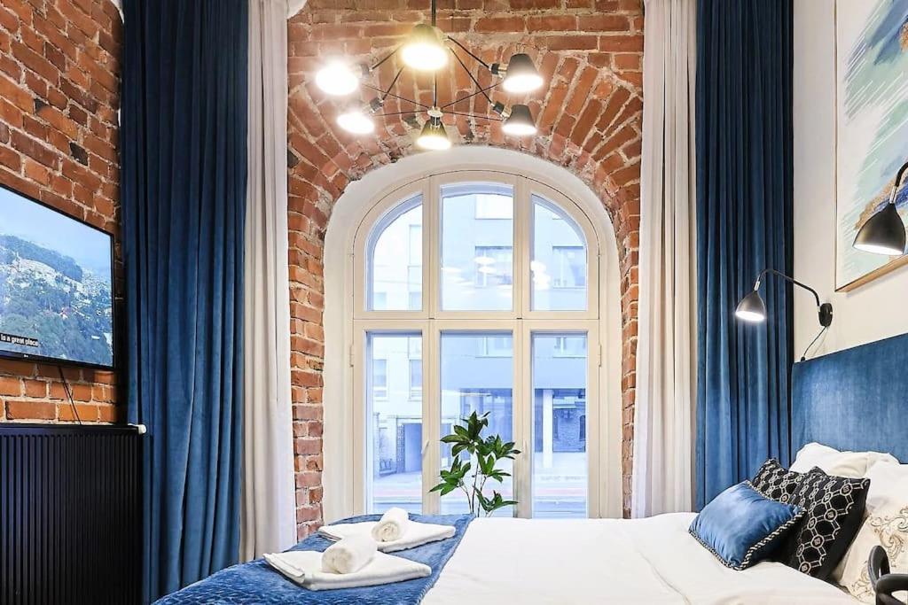 Urban-Glam City Centre Studio With A Gym And Terrace Таллин Экстерьер фото