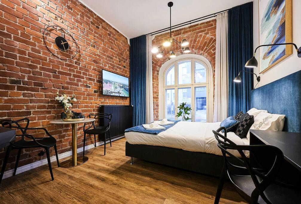 Urban-Glam City Centre Studio With A Gym And Terrace Таллин Экстерьер фото